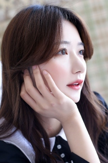 写作业坐在捧捧上面的句子